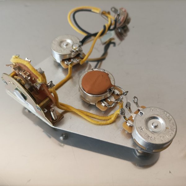 Pre-Wired Harness STRATOCASTER 60s/70s 3-Way Strat Vintage Wiring Loom CTS Fits Fender USA